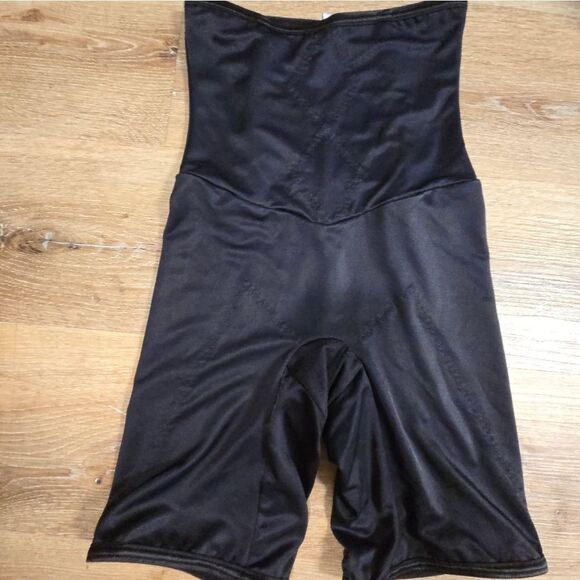 Flexees Black High-Waisted Shapewear - Picture 3 of 9